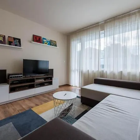 Апартаменты Kanchitos - 2bdr Spacious Place